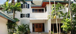 Large single house in Bangkok ideal for families